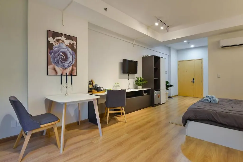 Studio-Charmington La Pointe-District 10 Ho Chi Minh City 0*,